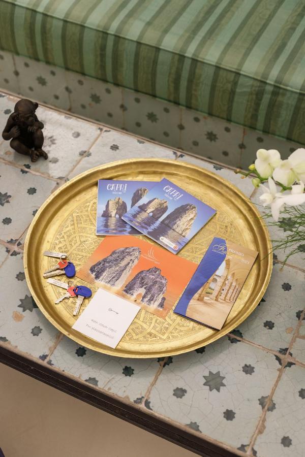 Qasar Luxury Suite - In Capri'S Piazzetta Luaran gambar